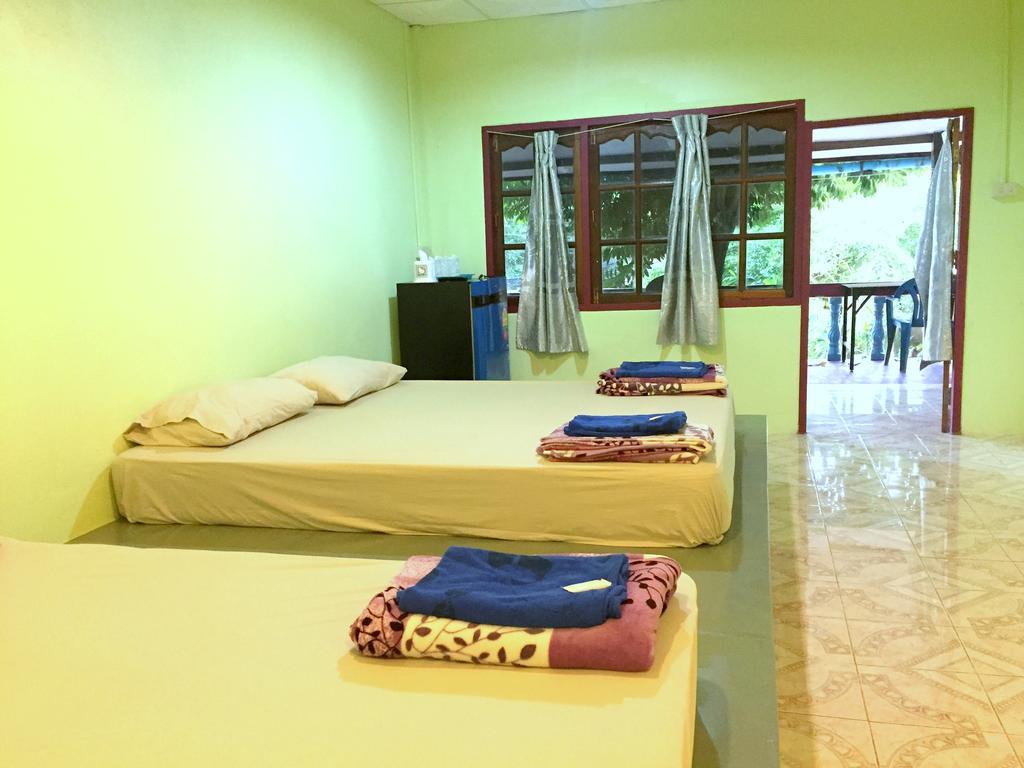 Ferienwohnung Baan Pha Nin Mung Korn Rayong Exterior foto