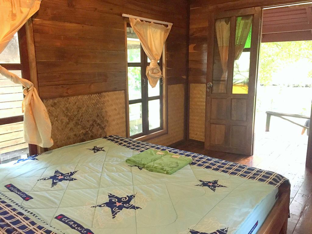 Ferienwohnung Baan Pha Nin Mung Korn Rayong Exterior foto